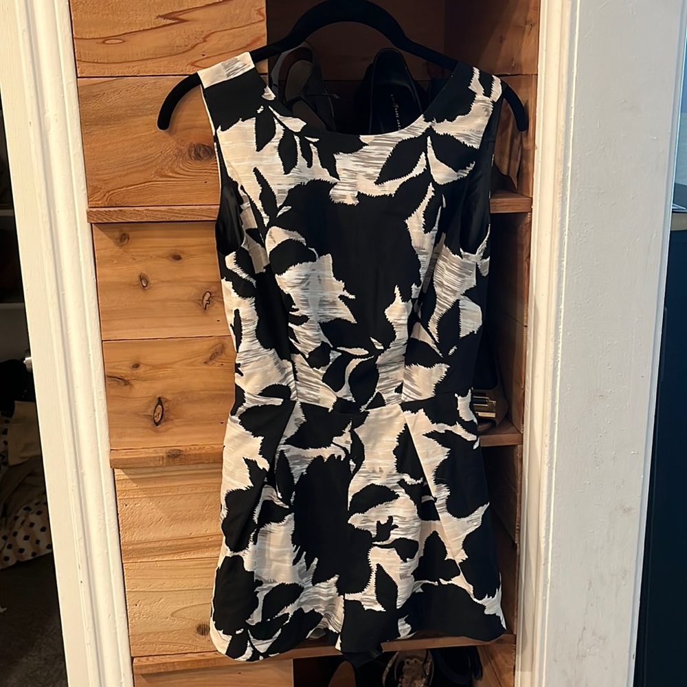 Topshop Romper with Lace Detail - Sz 4